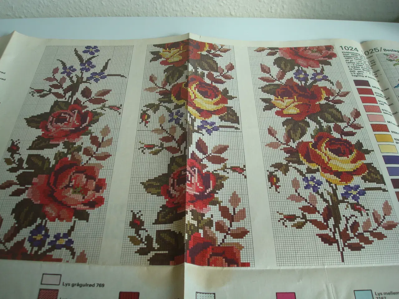 Billede 5 - Mønsterark fra Familie Journal broderi