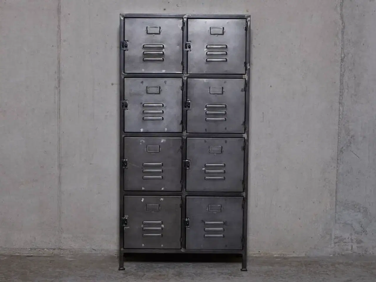 Billede 1 - Nyt LOCKER skab 8 rums