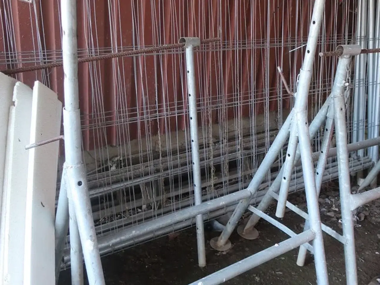 Billede 4 - Div. Stilladsdele til murerbukkestillads