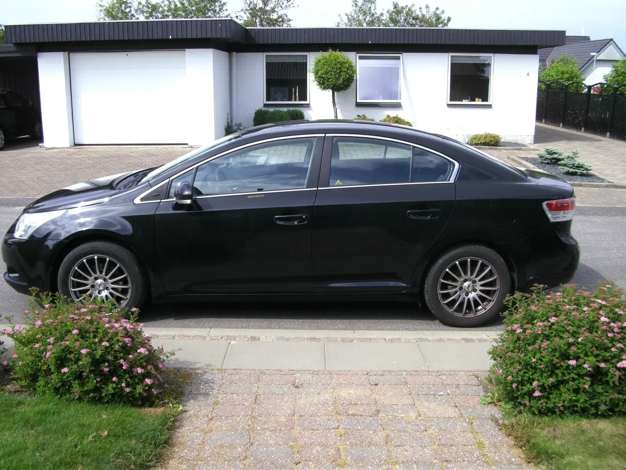 Billede 2 - Toyota Avensis 2,0 SD D-4D DPF 