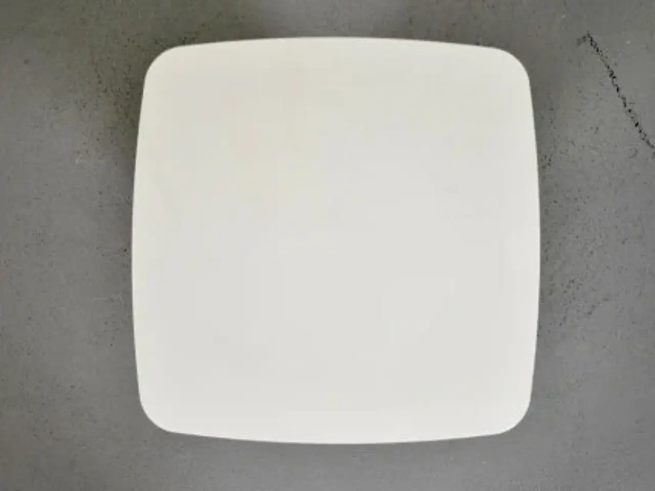 Billede 5 - Metal sidebord fra vitra, medium