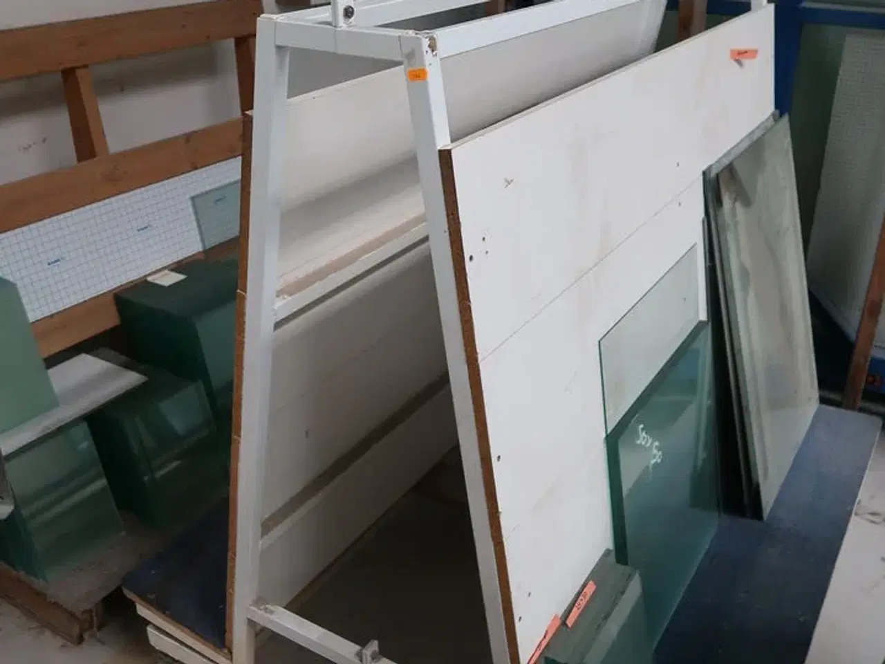 Billede 6 - 3 stk. opbevaringsstativer med div. Glas