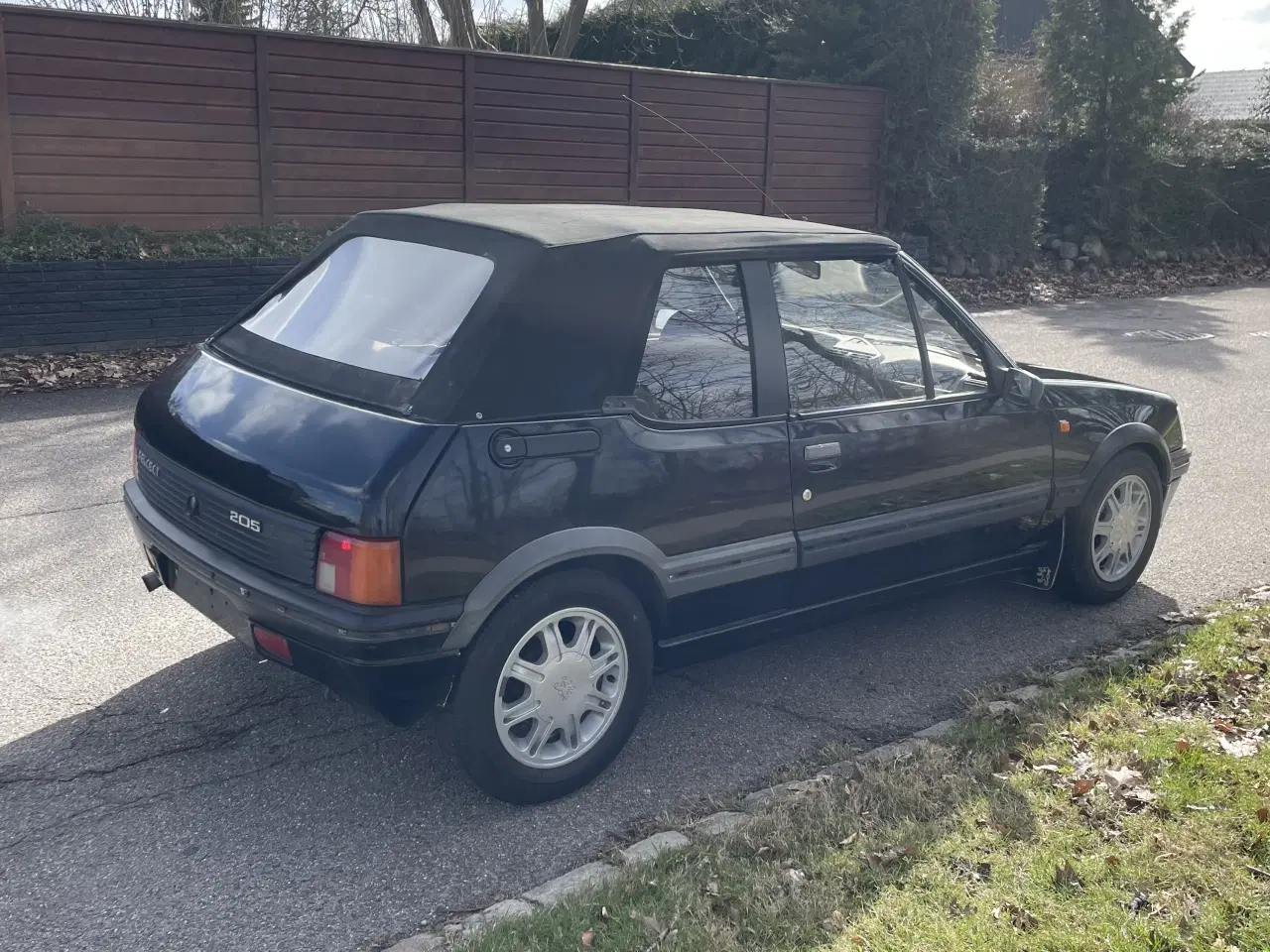 Billede 4 - Peugeot 205 cabriolet 