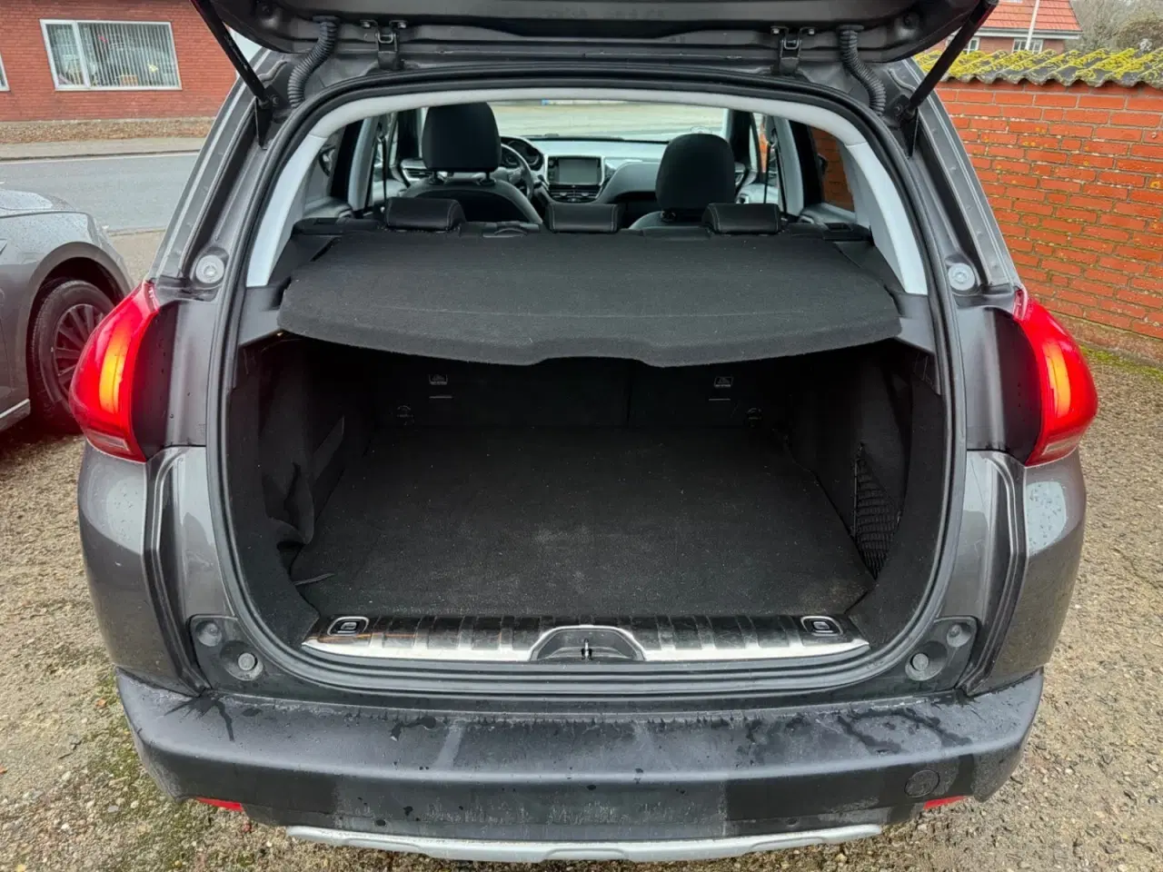 Billede 18 - Peugeot 2008 1,6 BlueHDi 100 Allure Sky