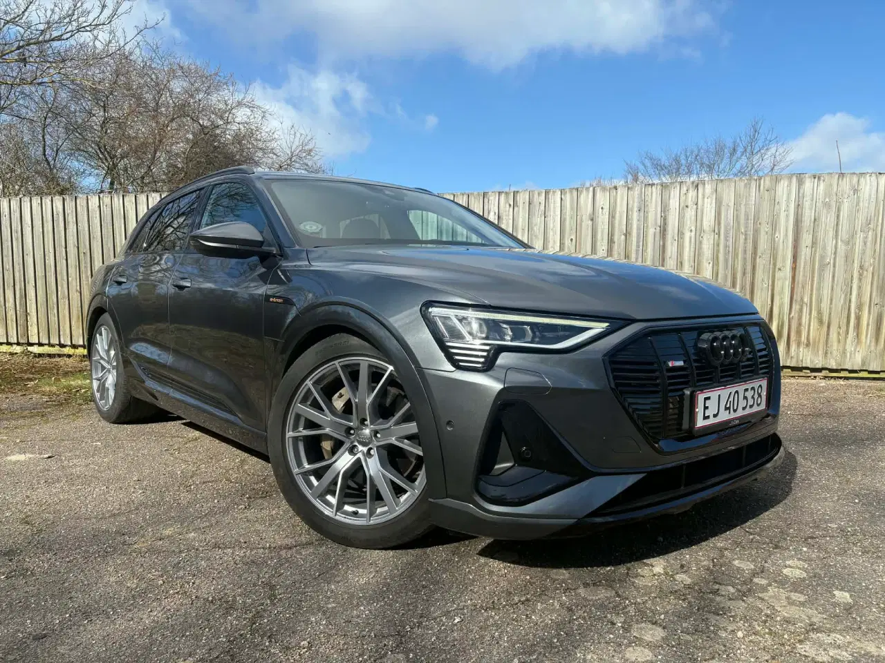 Billede 2 - S-LINE Udstyr både inde og ude