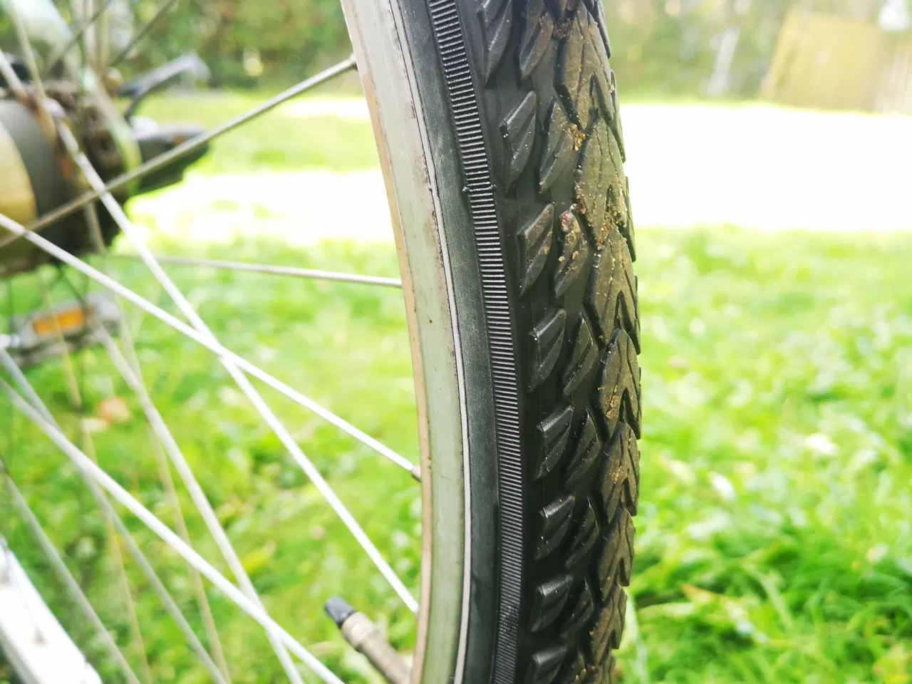 Billede 11 - KILDEMOES SREET 28"  53cm højt 7 gear.  Ny dæk. Lø