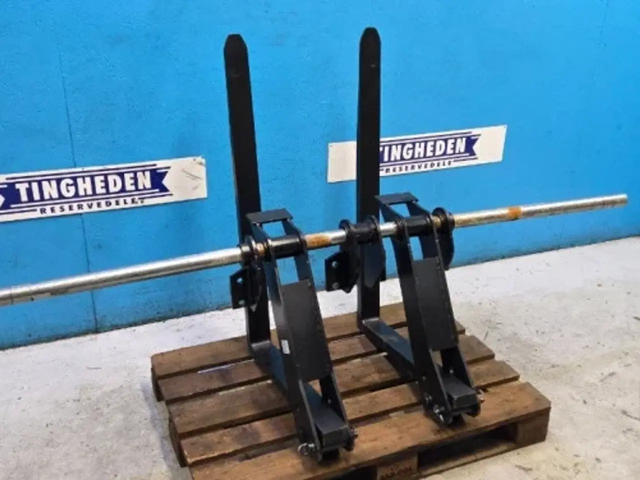 Billede 15 - New Holland B115C Pallegafler Kit 87310367