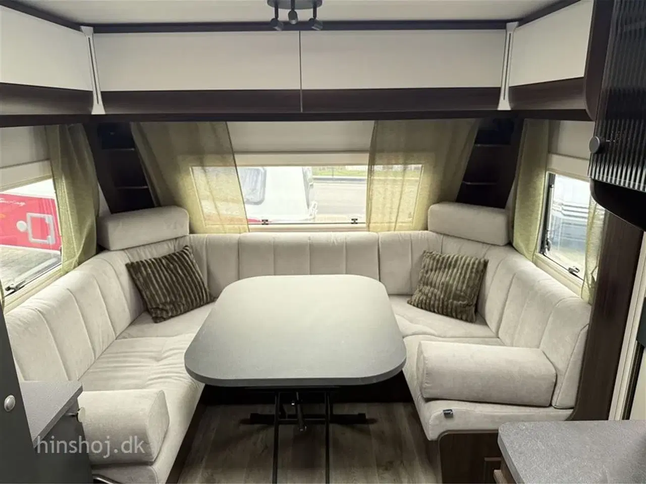 Billede 3 - 2026 - Polar Blackline 590 S   Lækker Vintervogn fra Polar med  enkelsenge fra Hinshøj Caravan