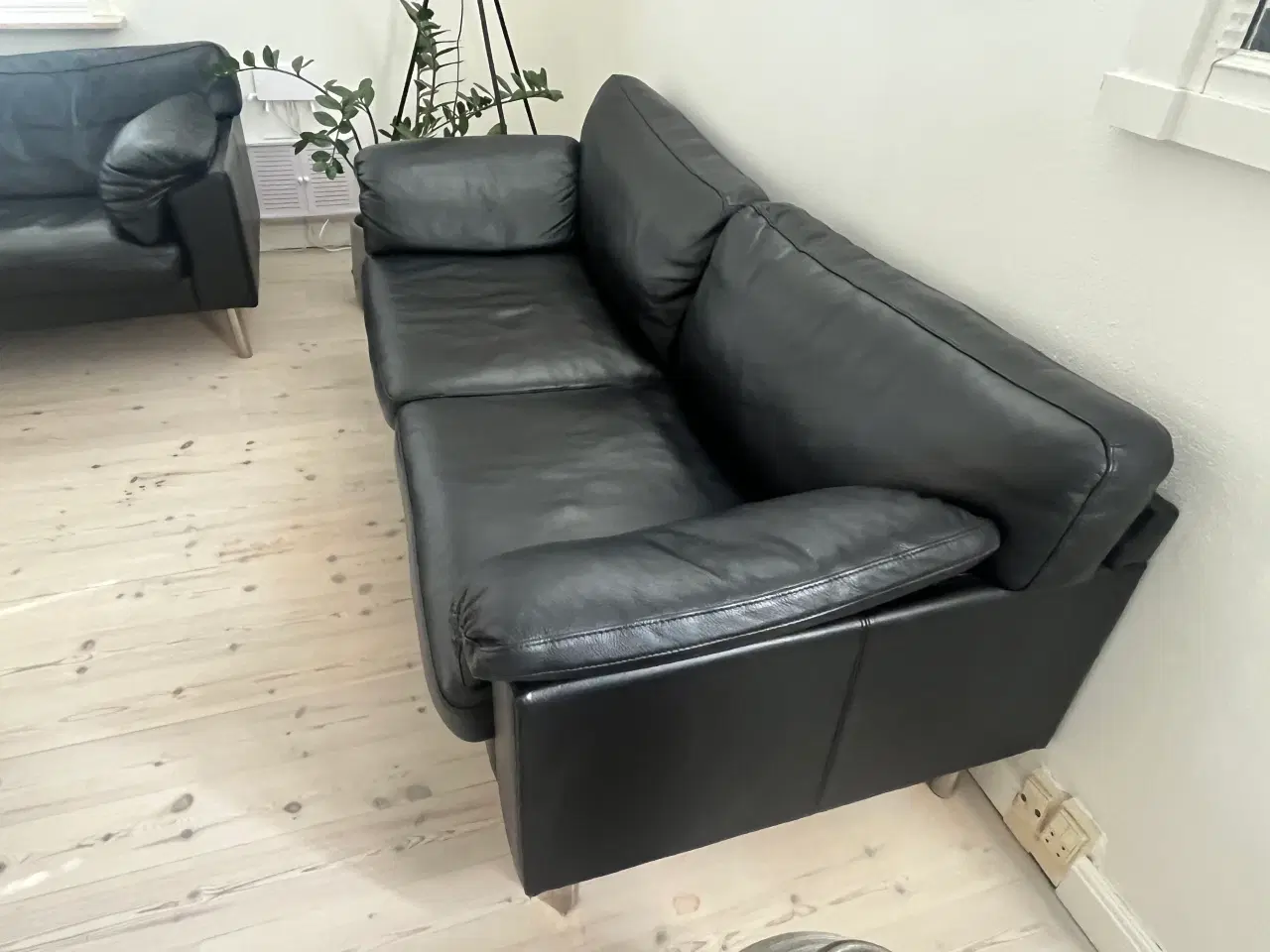 Billede 6 - 2+3 personers skind sofa sælges