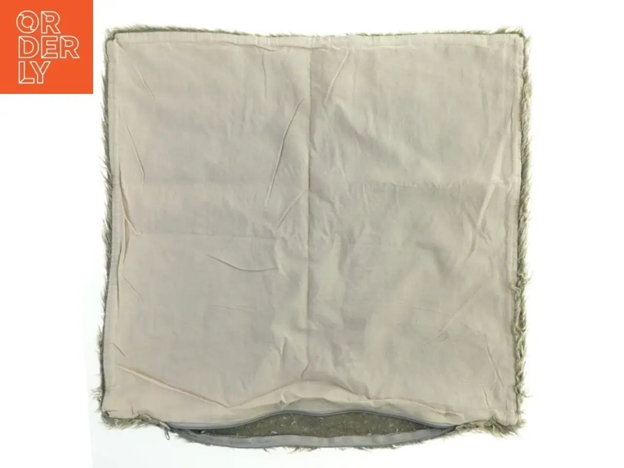 Billede 2 - Pudebetræk med pels (str. 46x46 cm)
