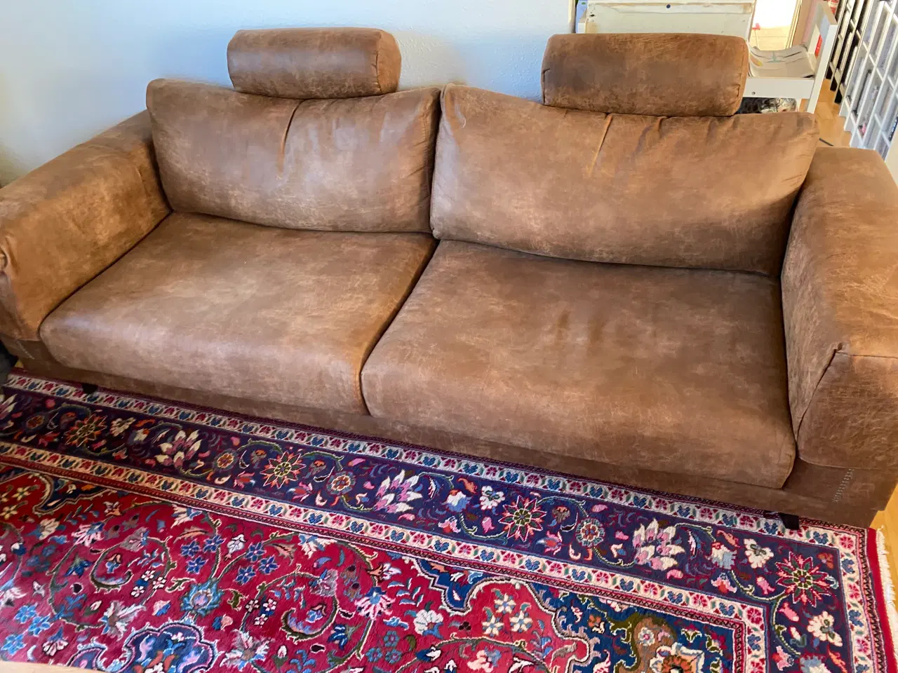 Billede 2 - 3 pers. sofa i rengøringsvenlig "læder"