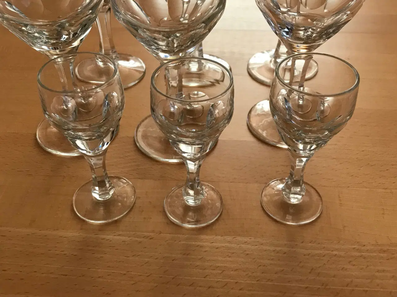 Billede 1 - Gamle glas sælges