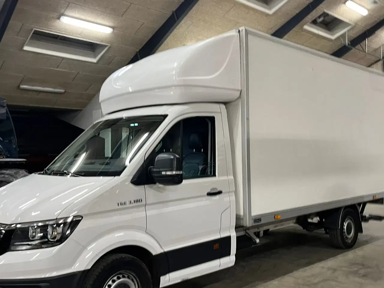 Billede 1 - MAN TGE 177HK MAN TGE med Box kasse og 750kg Z-lift