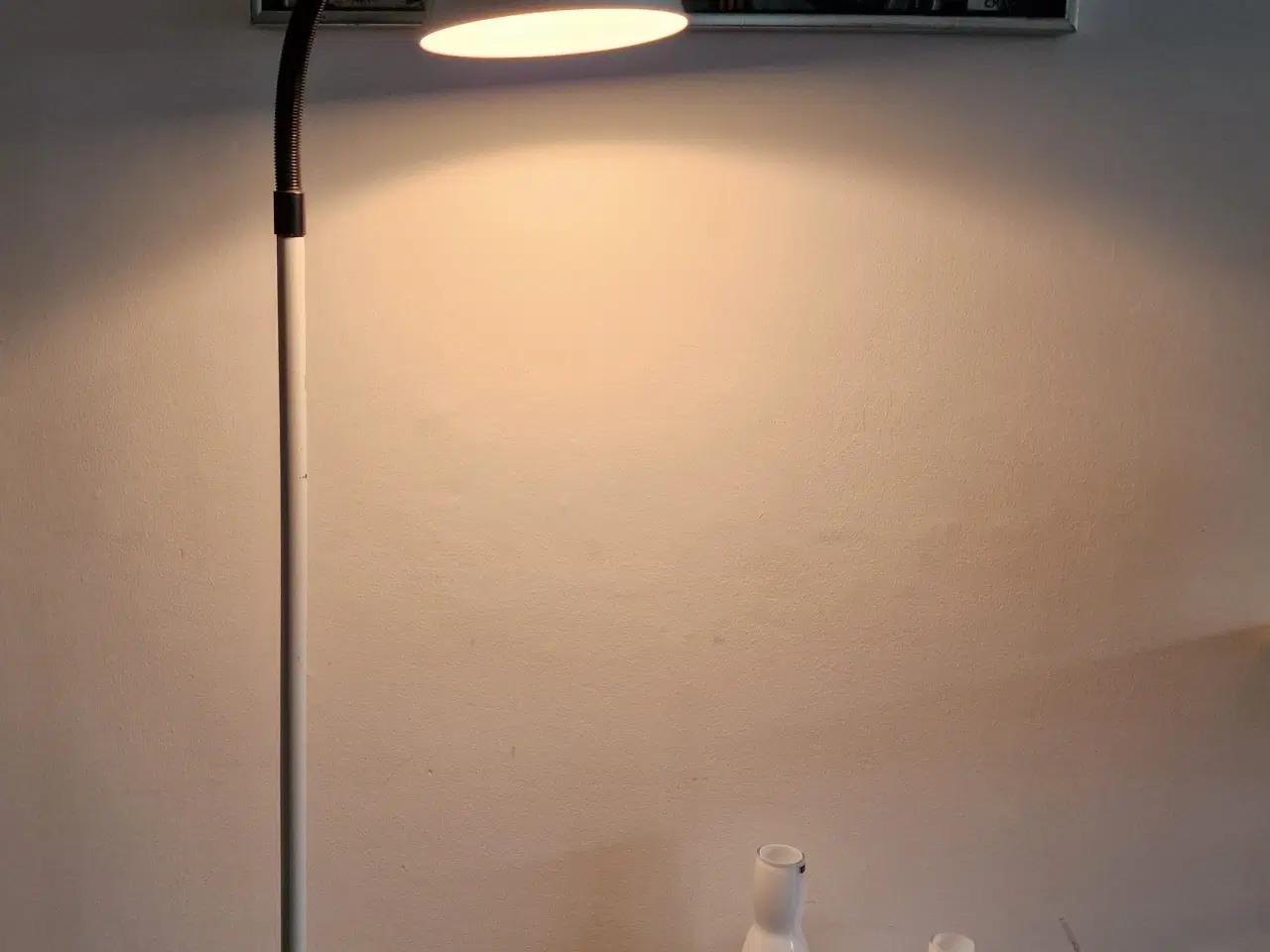 Billede 4 - Space age standerlampe.