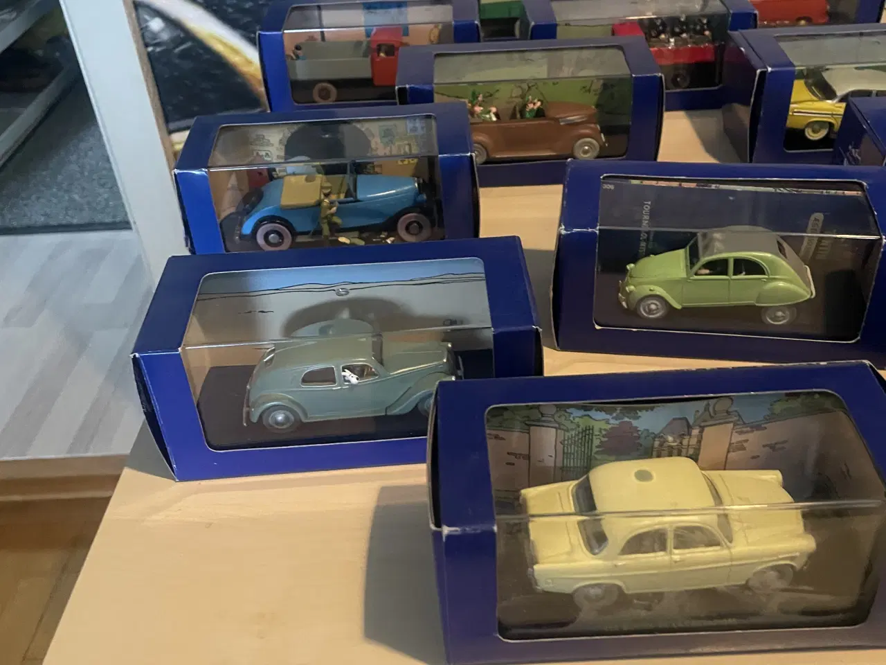 Billede 4 - Tin,Tin og VOLVO model biler