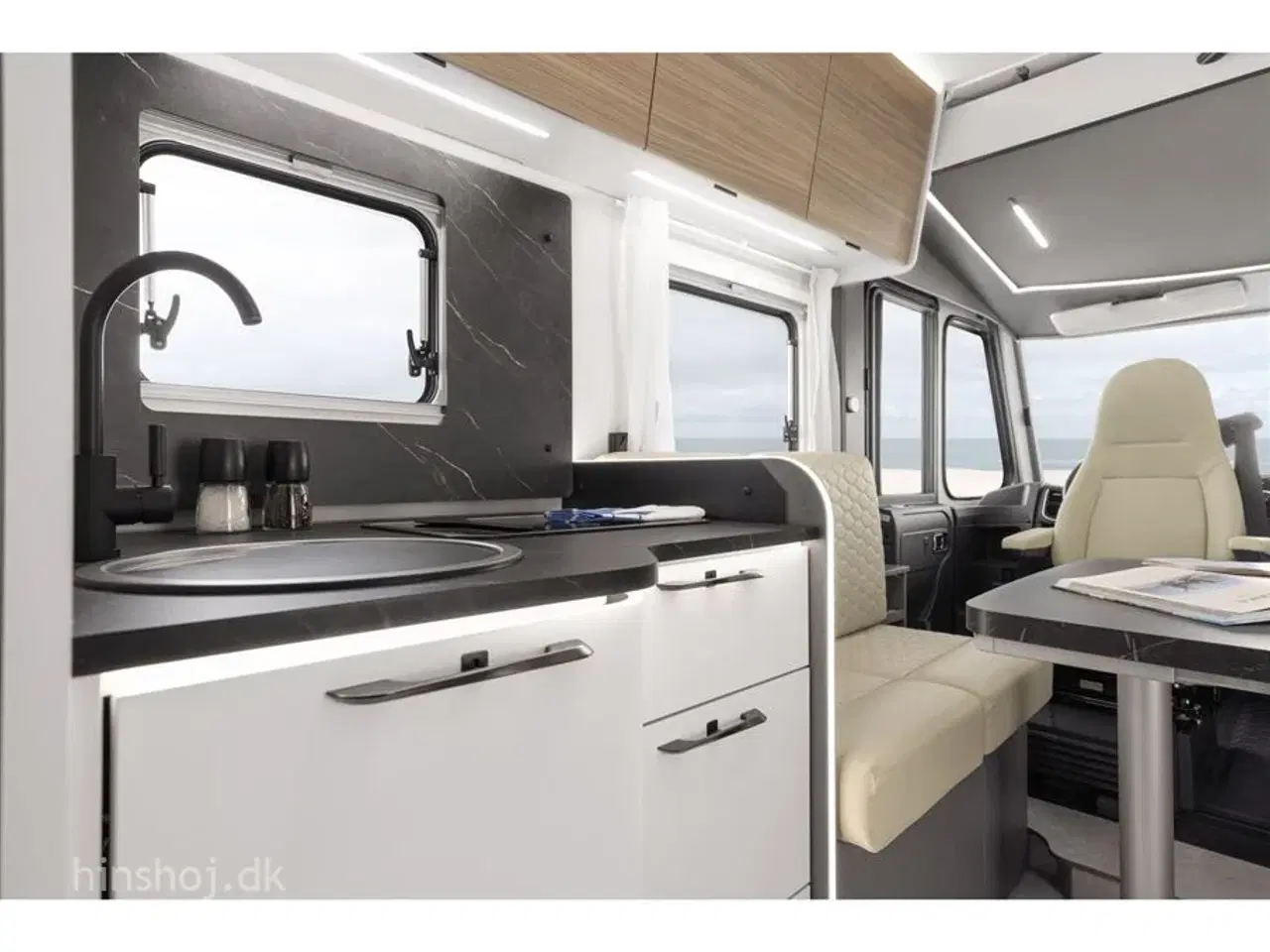 Billede 5 - 2026 - Etrusco I 7400 QBC Scandic Edition Etrusco by Hymer er Italiensk Elegance og Komfort fra Hinshøj Caravan