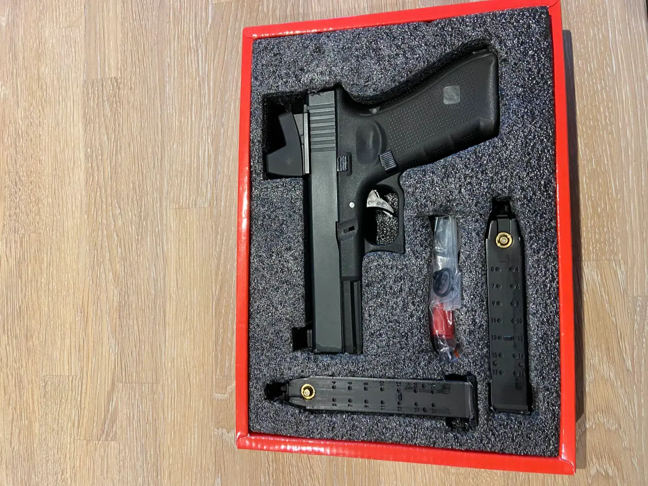 Billede 1 - Glock 17 Raven - Softgun