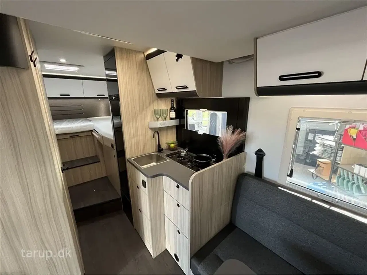 Billede 8 - 2026 - Sun Living S 72 DL KAMPAGNEPAKKE – ALT DETTE FÅR DU MED! 🚐✨ - 165 hk med automatgear, Adaptiv fart pilot.......