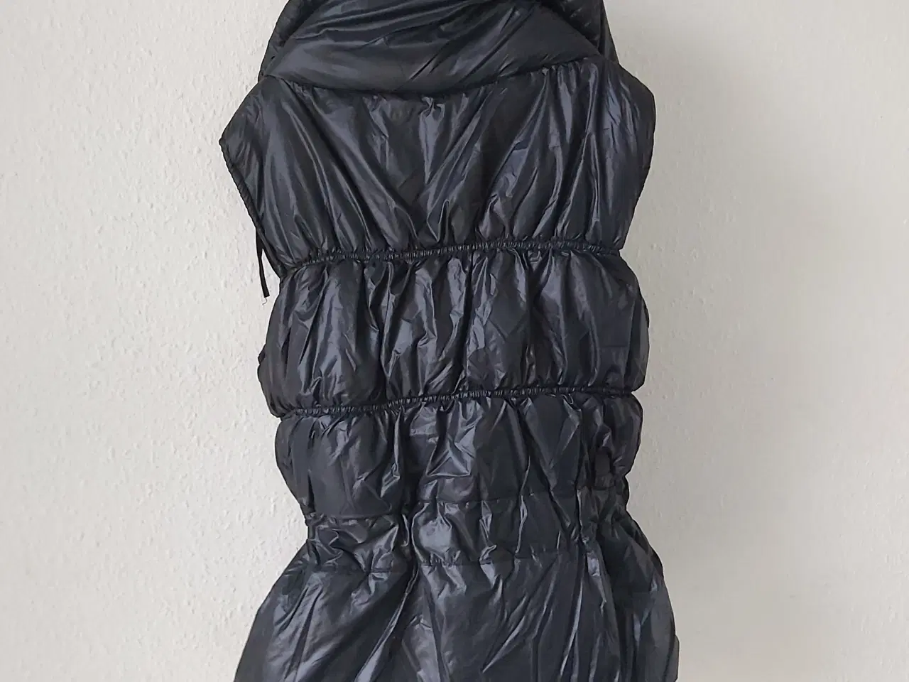 Billede 14 - Super fed vest ultra let og lækker