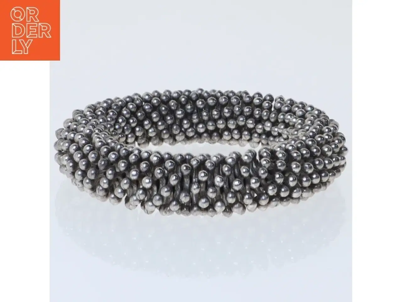 Billede 2 - Sølvfarvet kuglearmebånd (str. Ø 6 cm)