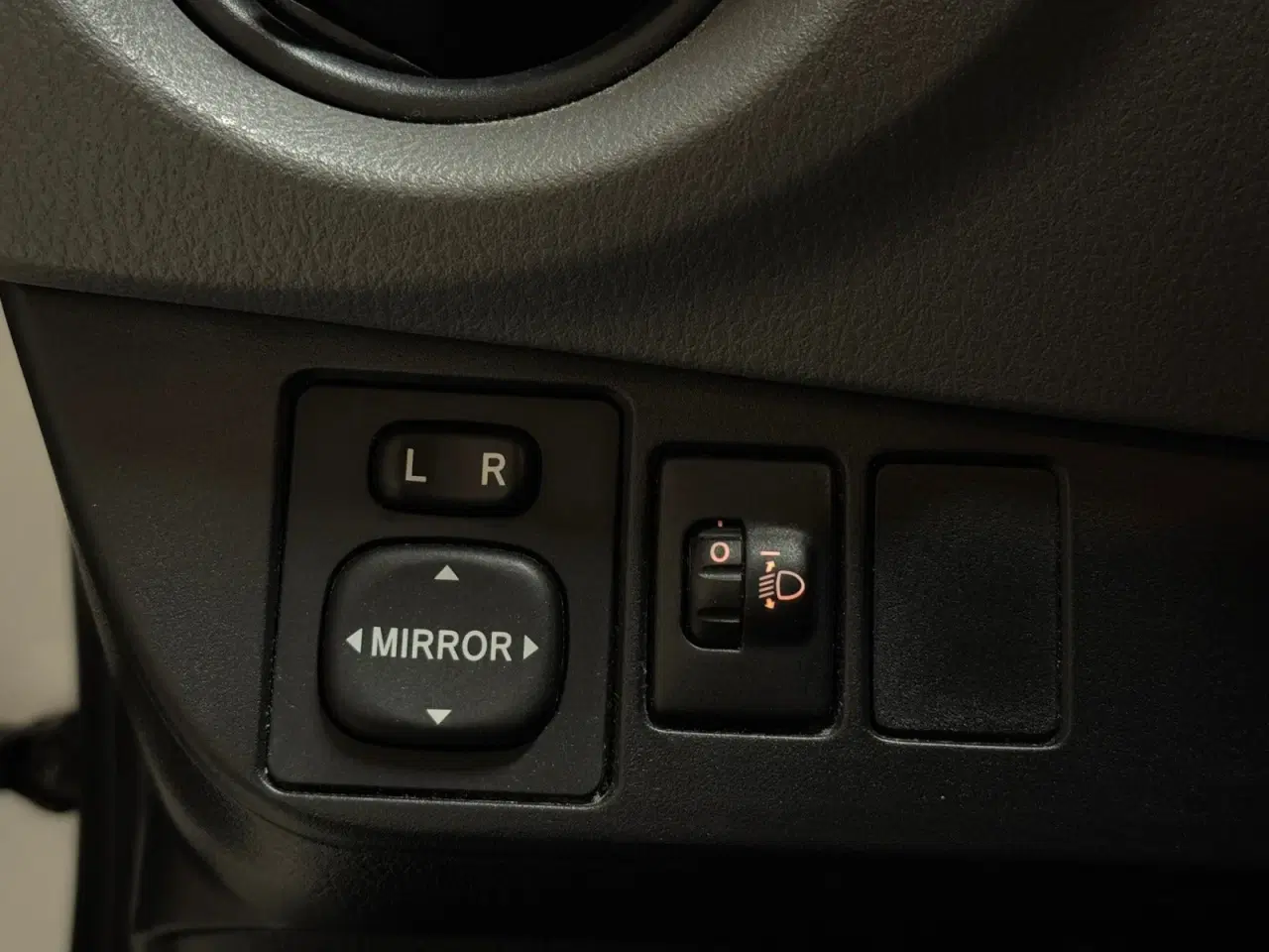 Billede 9 - Toyota Yaris 1,0 VVT-i T2