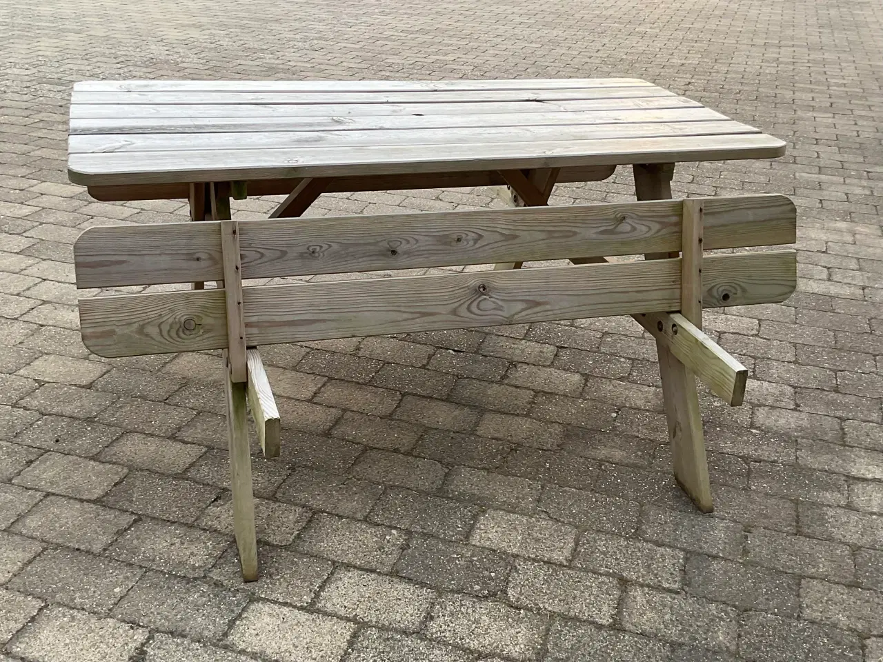 Billede 3 - Bord/ bænk sæt