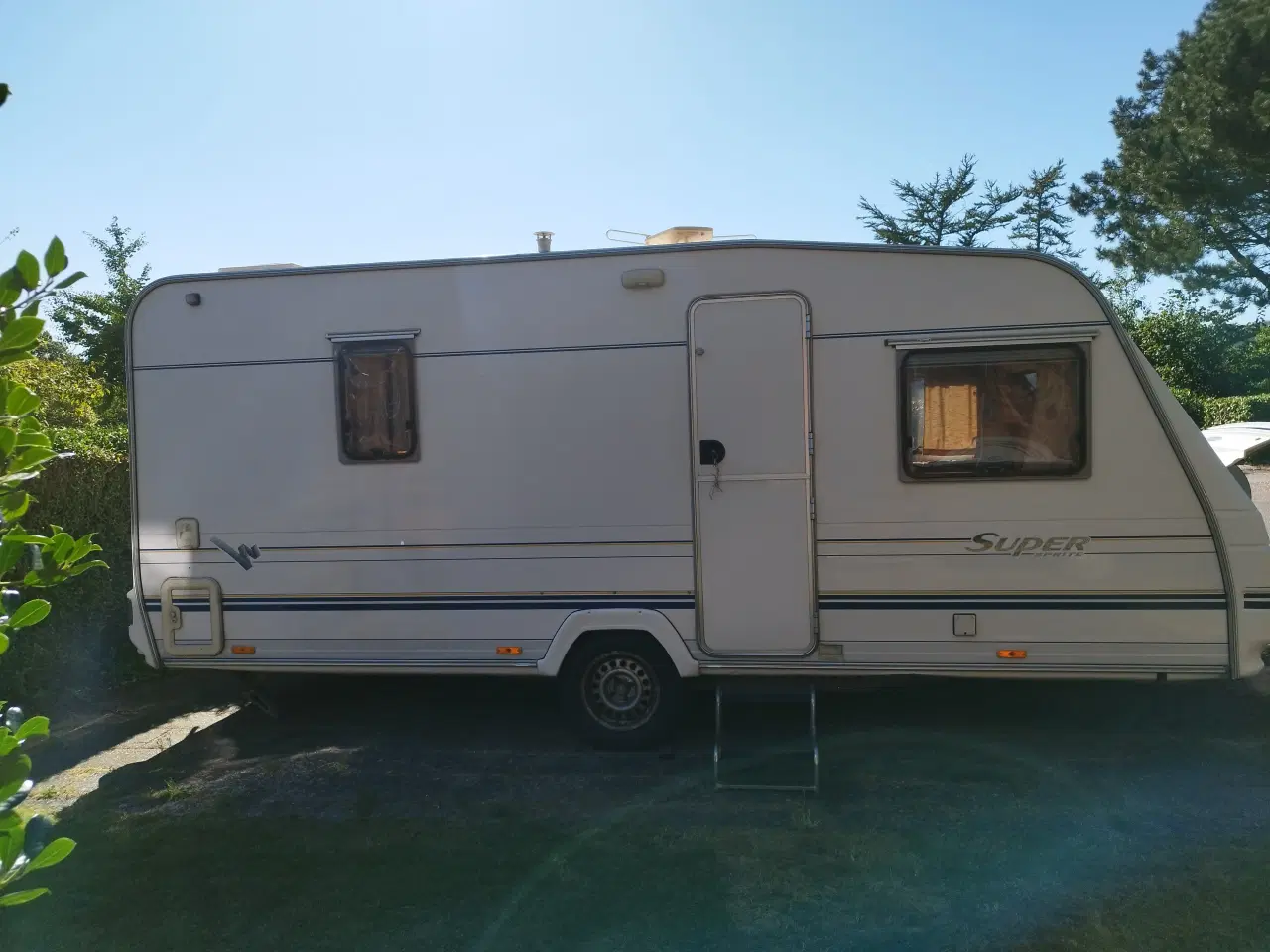 Billede 2 - Sprite Super 490 campingvogn med alt i udstyr!