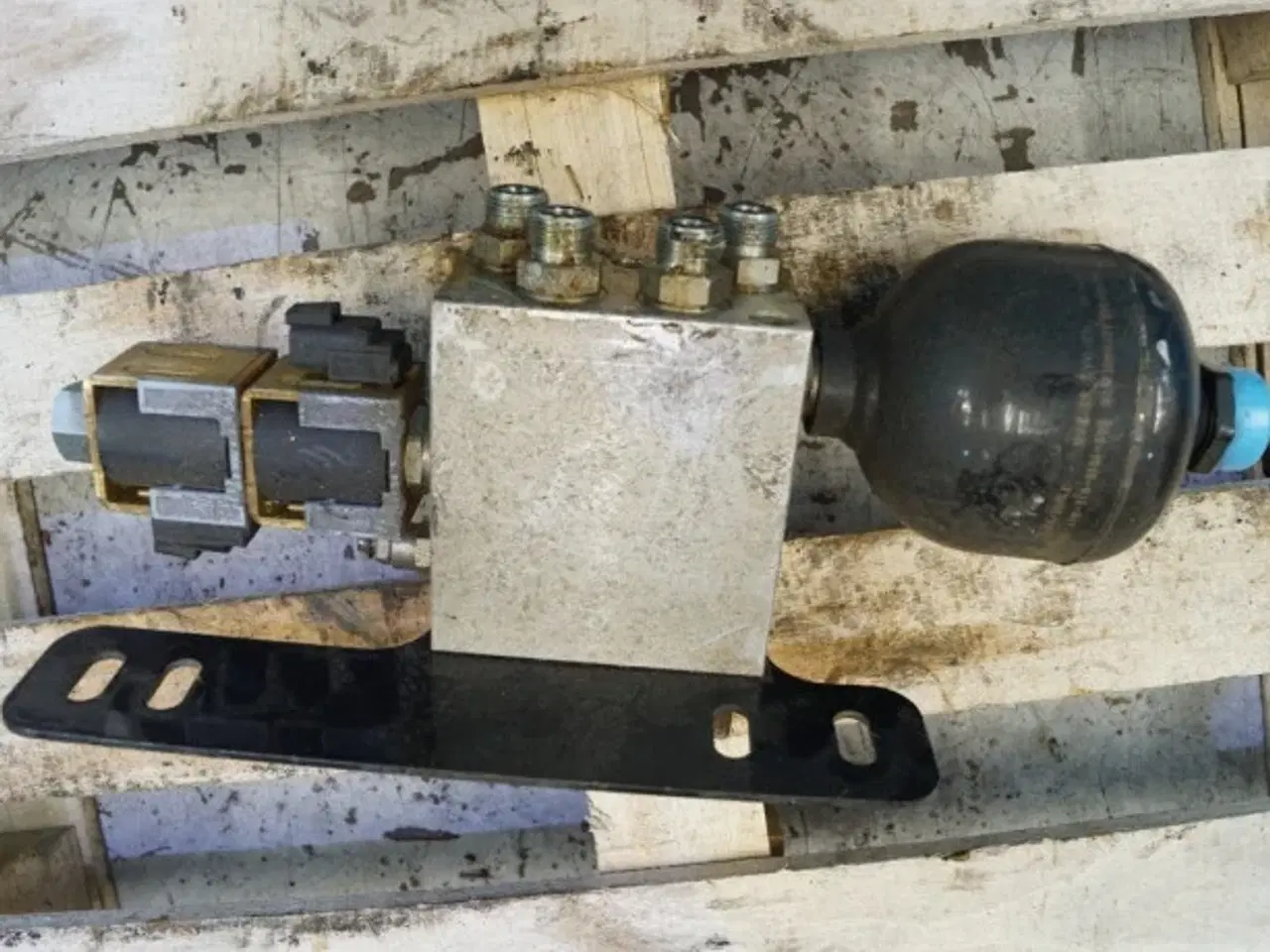 Billede 11 - Hydraulisk støttehjul 