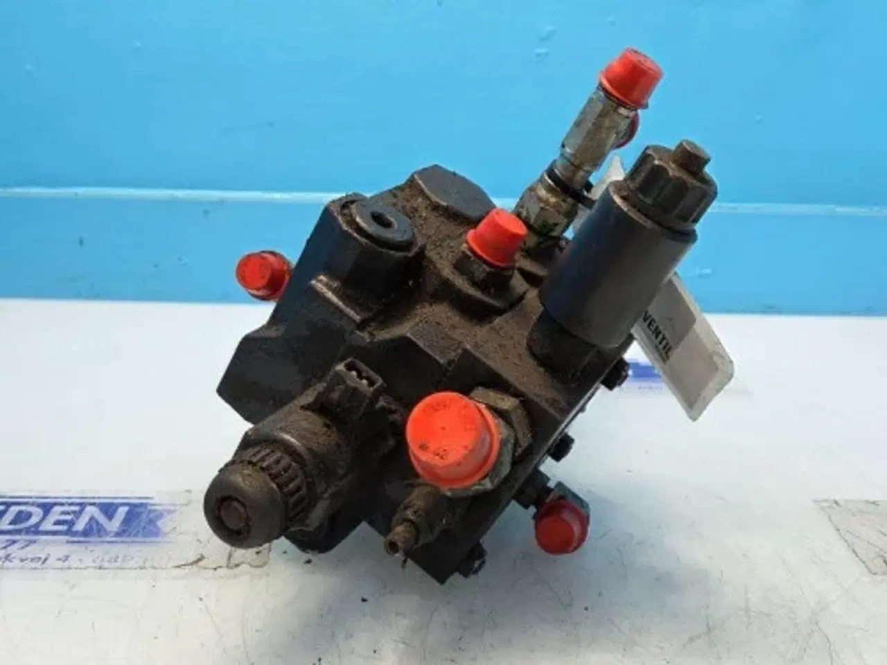 Billede 4 - Case 9120     Ventil   87313989