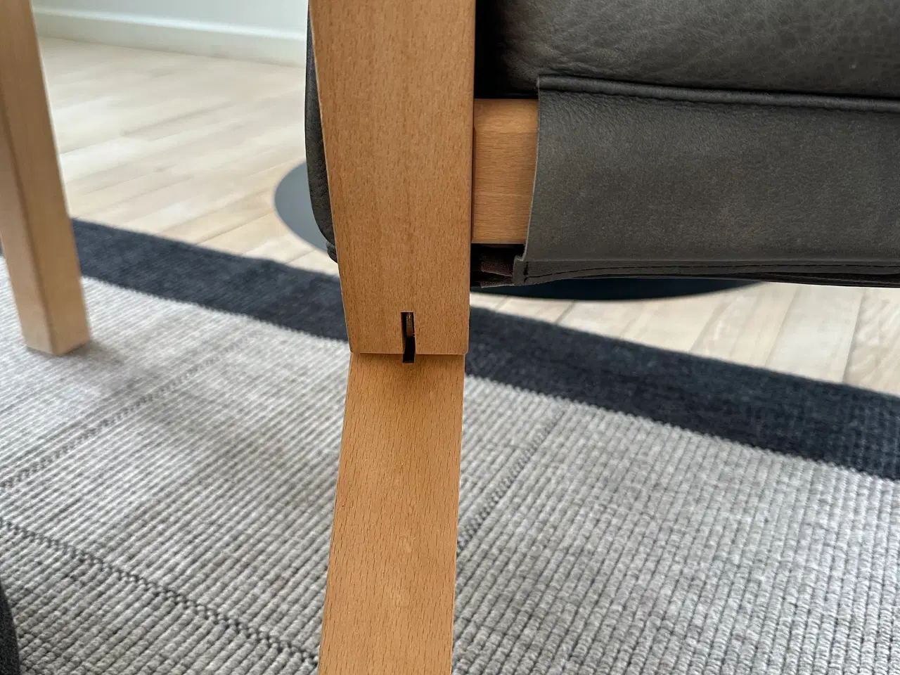 Billede 5 - 2 Mogens Hansen nr. 102 lænestole.