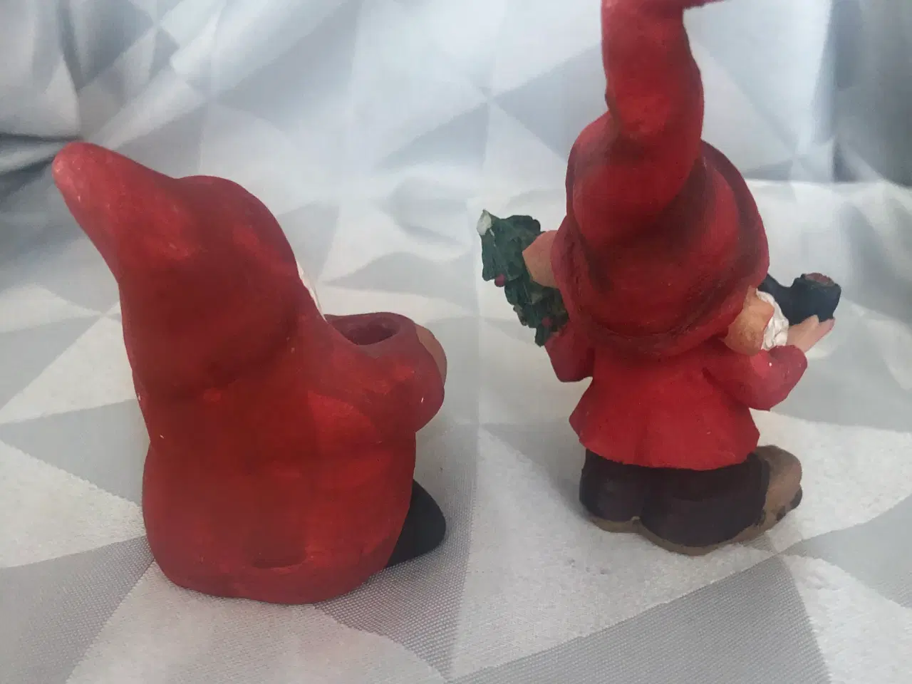 Billede 4 - 2 keramik julefigurer juletrold & julemand 