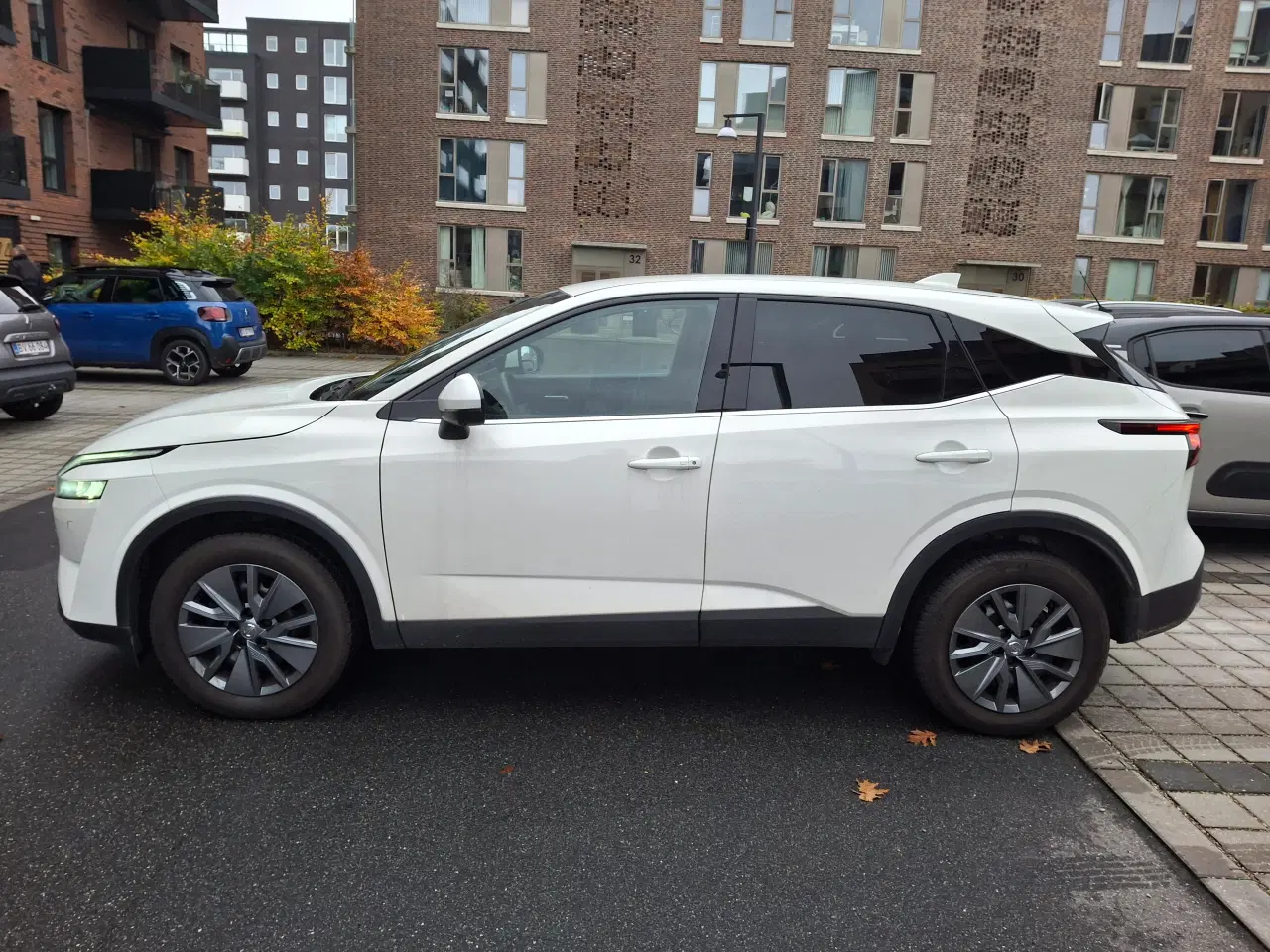 Billede 2 - Vinterdæk til Nissan Qashqai inkl kapsler