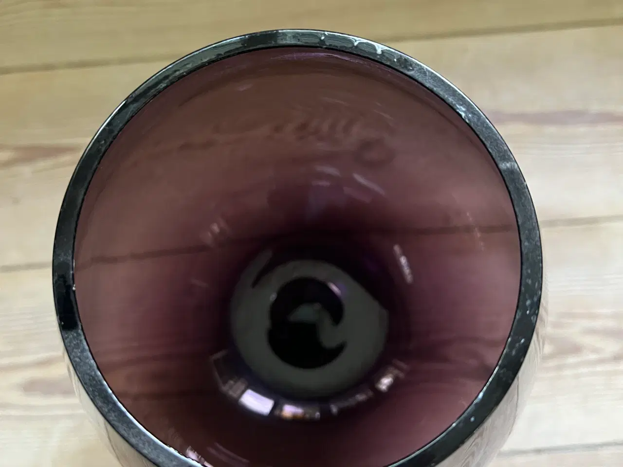 Billede 3 - Blommefarvet glas pokal / vase