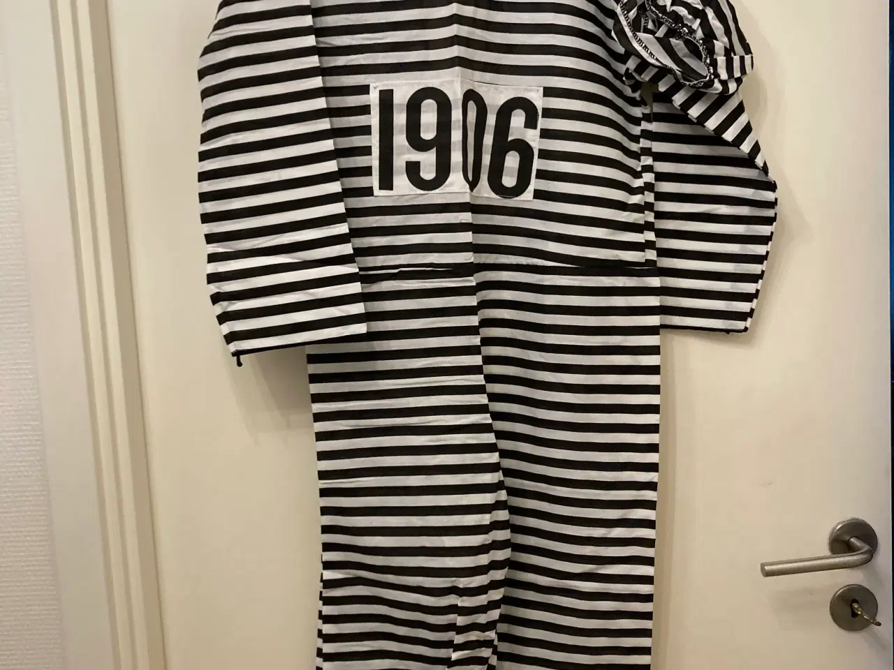 Billede 1 - Fangedragter 