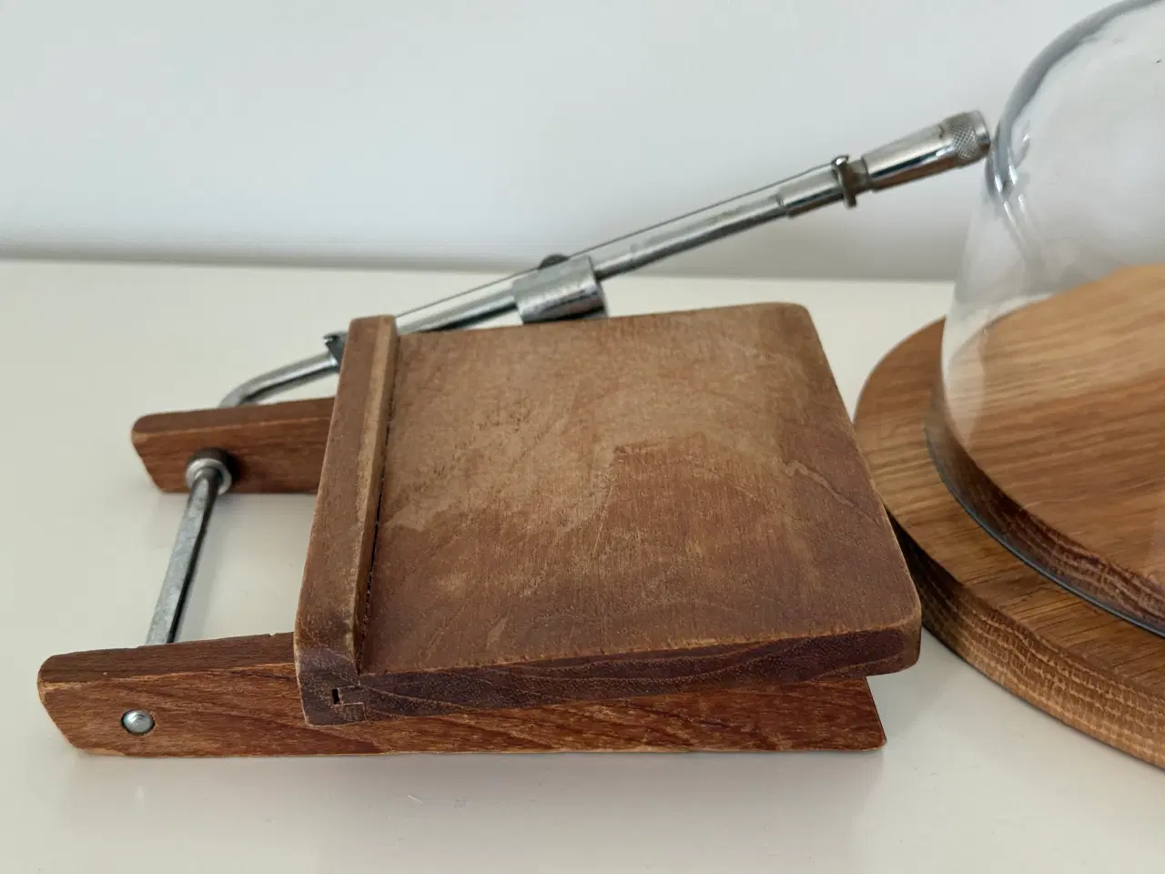 Billede 3 - Retro teak osteklokke og oste skære