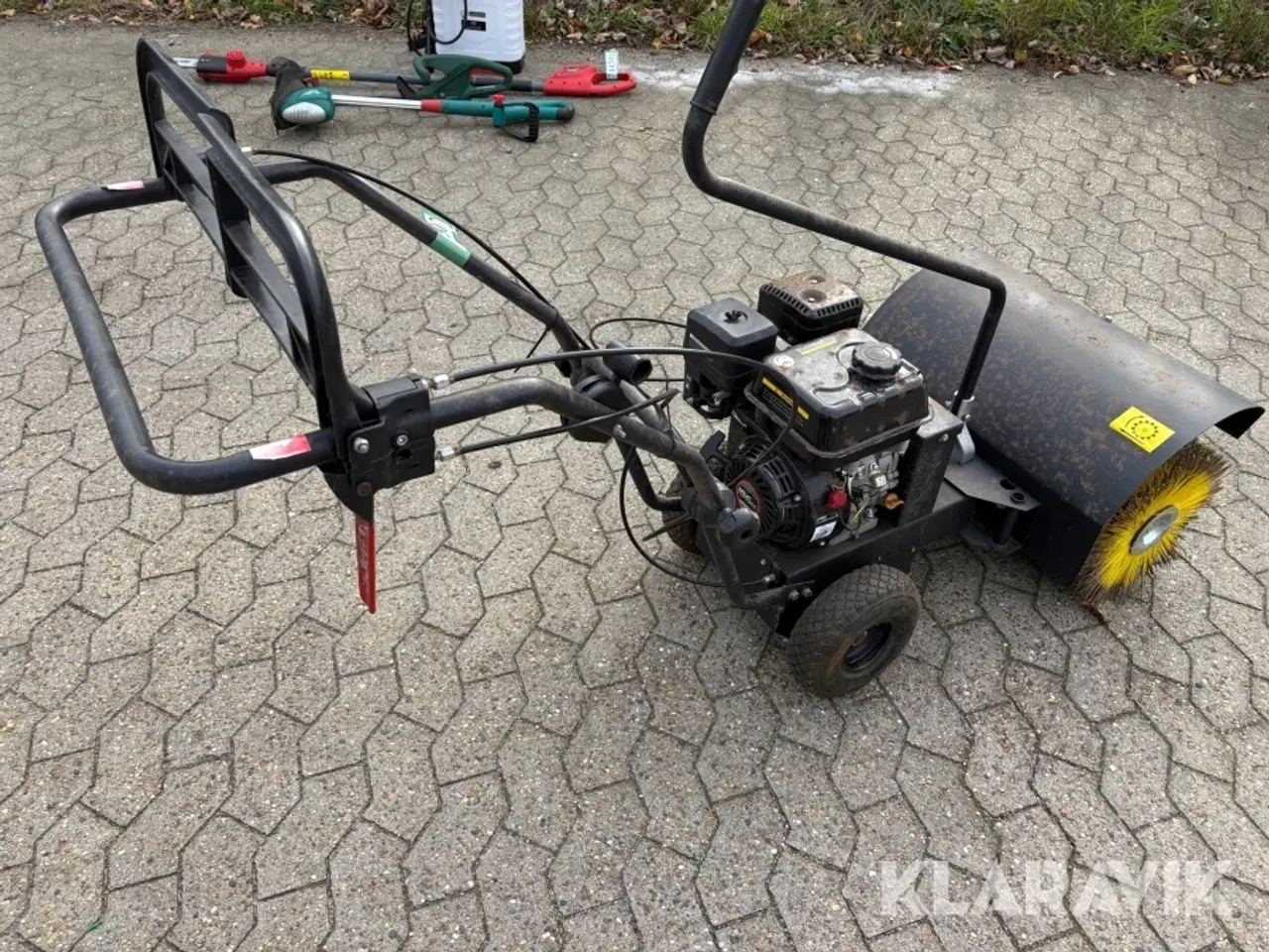 Billede 3 - Fejemaskine Loncin EC 196cc