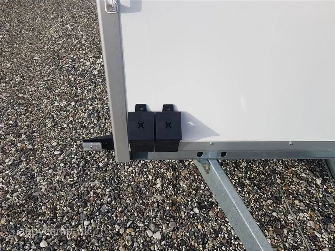 Billede 9 - 0 - Blyss Cargo F1330HL med Døre   Sandwich Cargo trailer str. 305x151 cm med 2 døre Top kvalitet