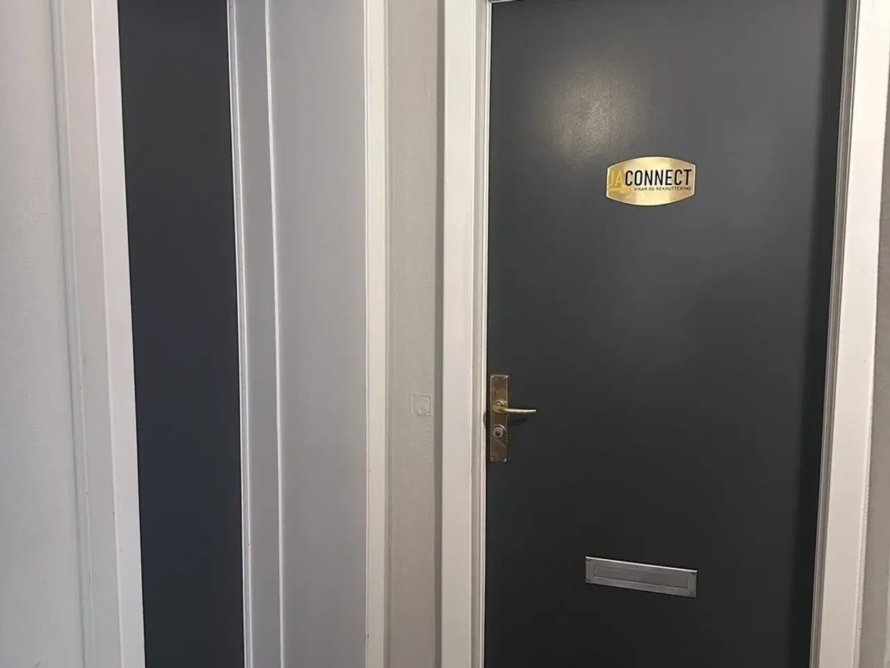 Billede 5 - Lys kontor til leje med gode faciliteter i gågaden.