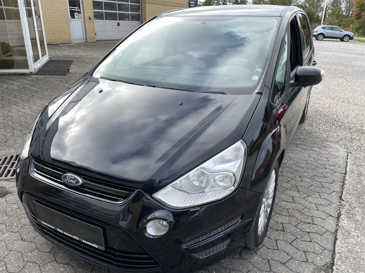 Billede 2 - Ford S-Max 7 Sæder 2,0 TDCi Titanium 140HK 8g Aut.