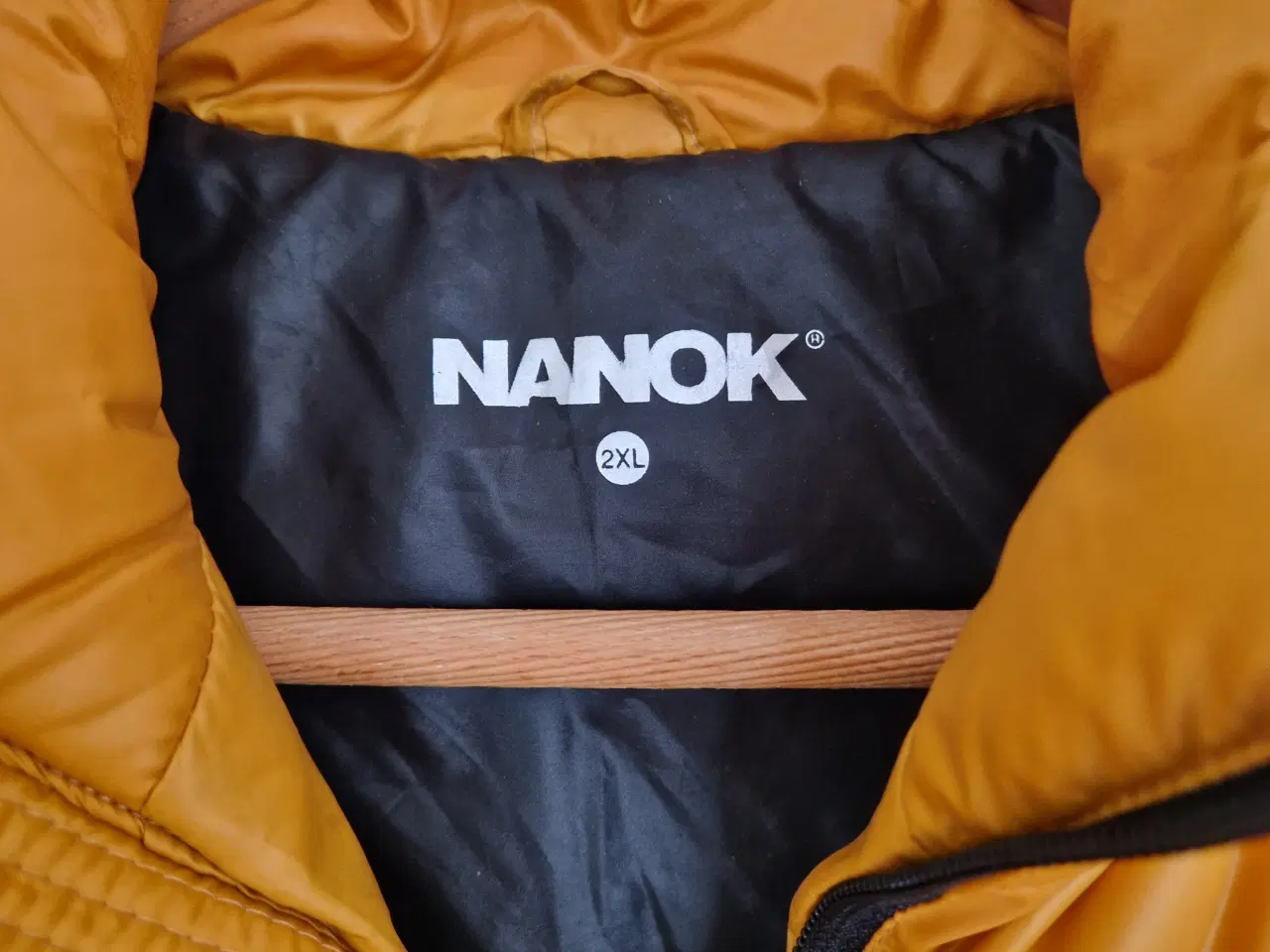 Billede 2 - Billig nanok vest 