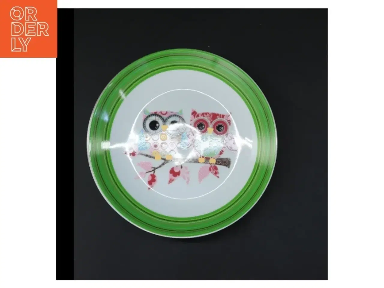 Billede 4 - Sæt af tallerkener med uglemotiver (str. Ø 20 cm)