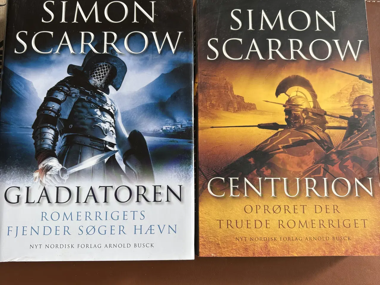Billede 1 - Simon Scarrow bøger 2 stk. 