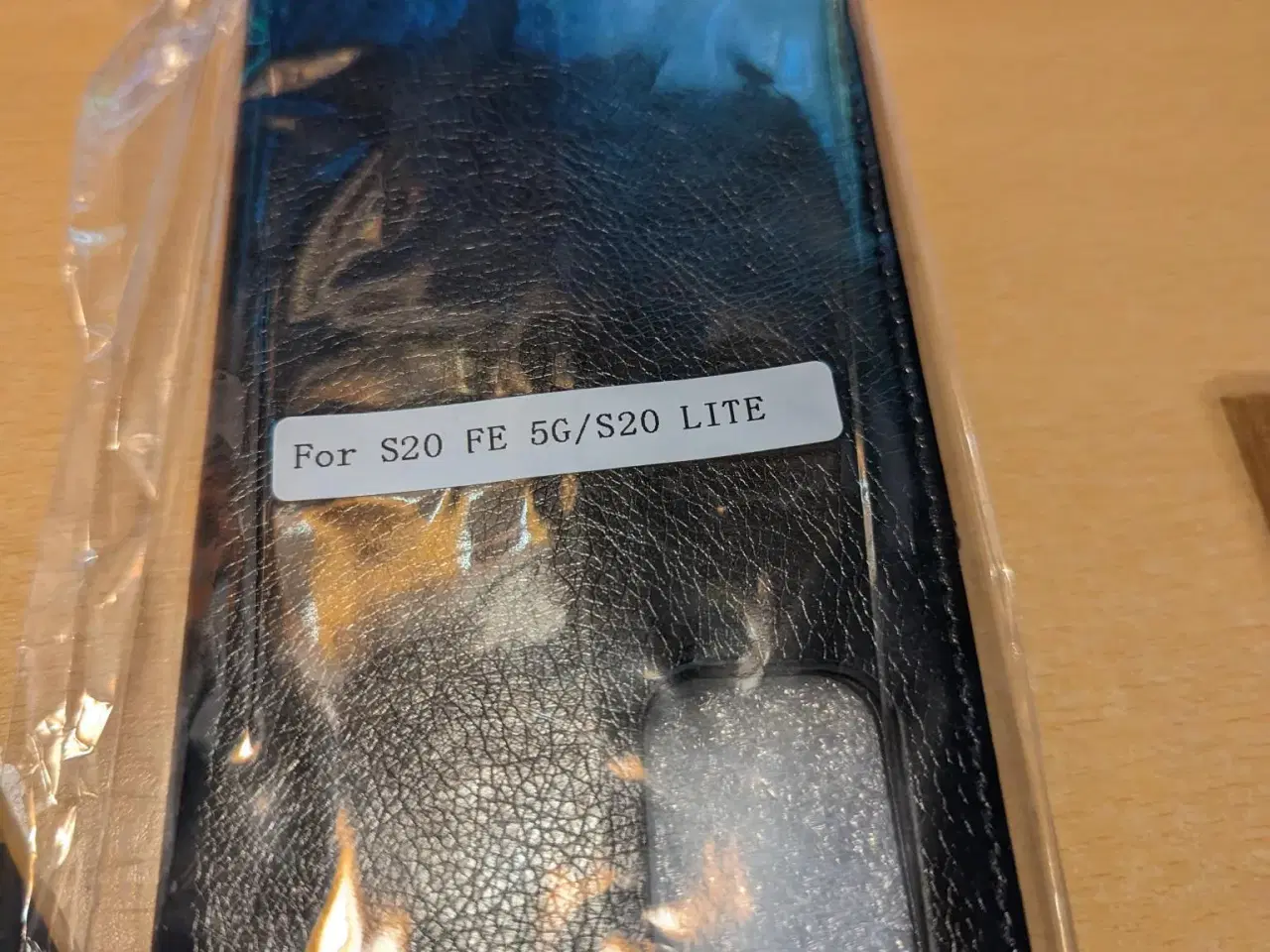 Billede 1 - Sælger en ny Samsung Galaxy S20 FE lædercover