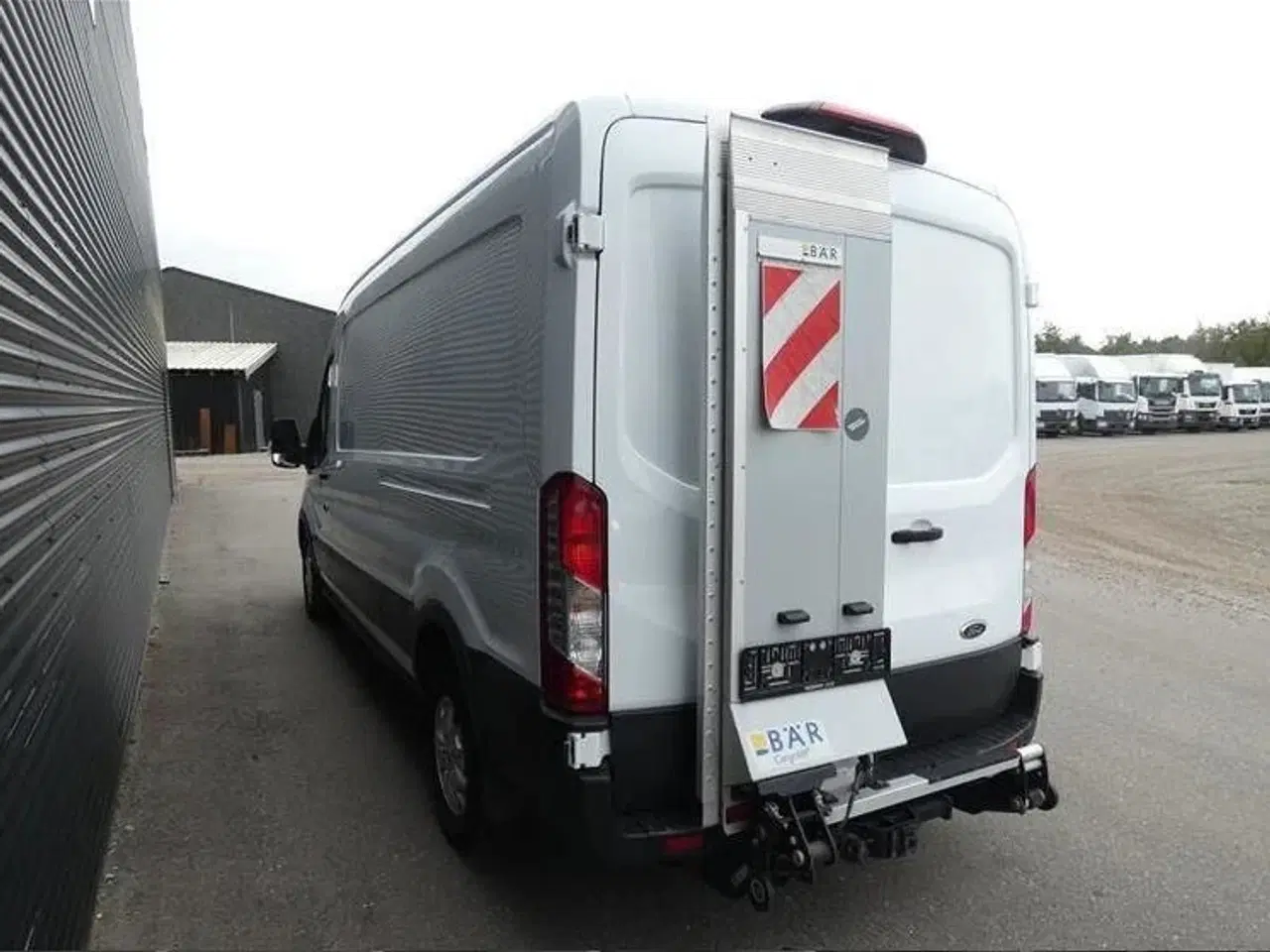 Billede 6 - Ford Transit 350 L3H2 2,0 TDCI HDT Limited RWD 170HK Van 10g Aut.