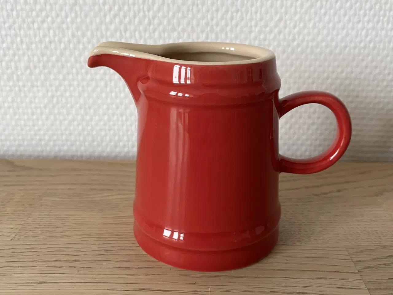 Billede 1 - Rød TREND flødekande / mælkekande