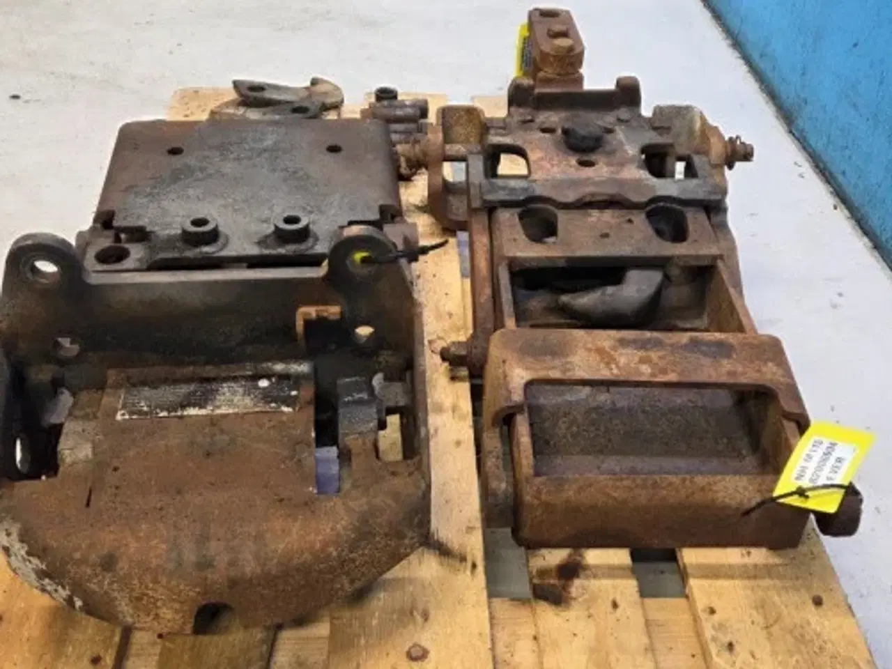 Billede 2 - New Holland M115 Hitch Træk Kit 82012769