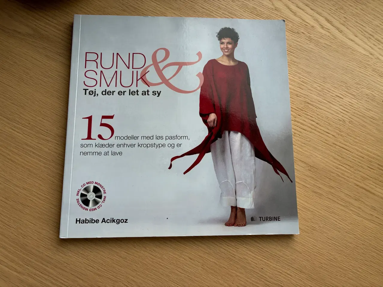 Billede 1 - RUND & SMUK    Tøj, der er let at sy