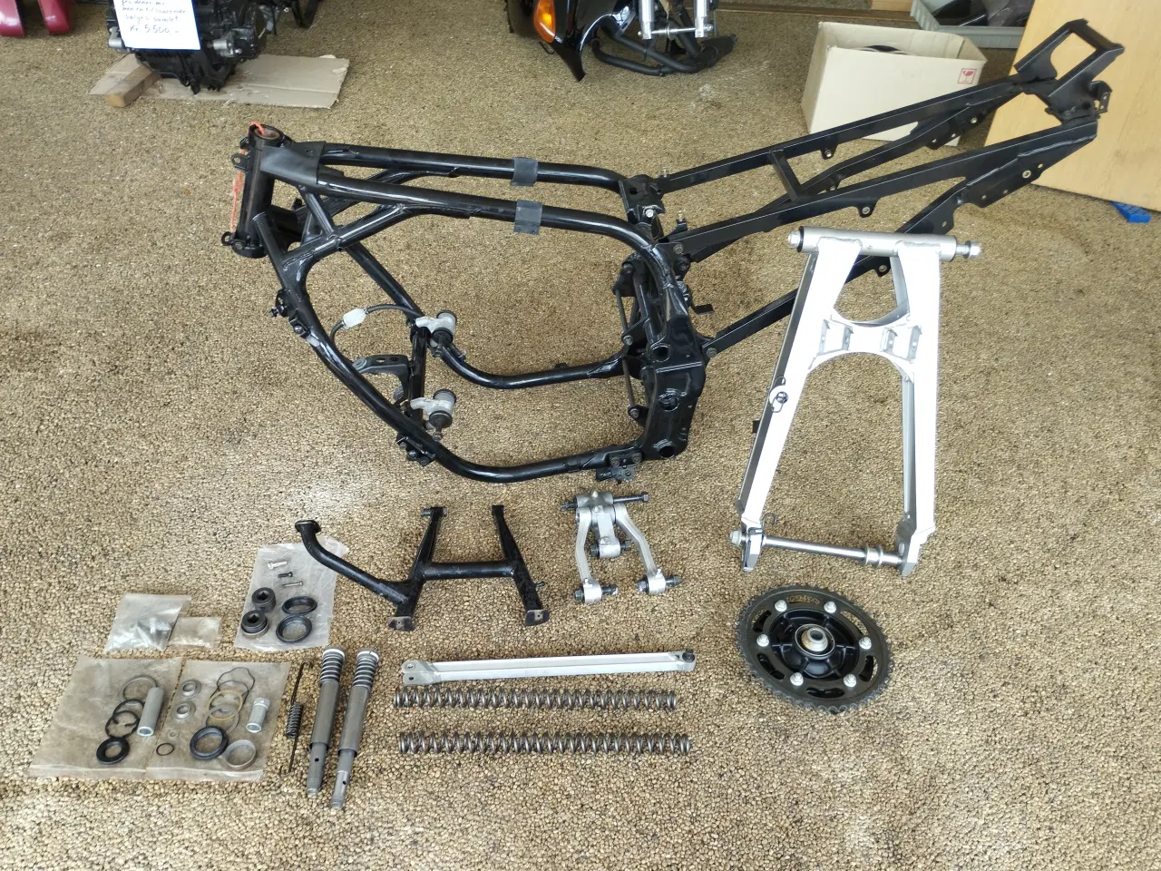 Billede 4 - Stel for og bag til Kawasaki GPX 750R    ( se % ) 