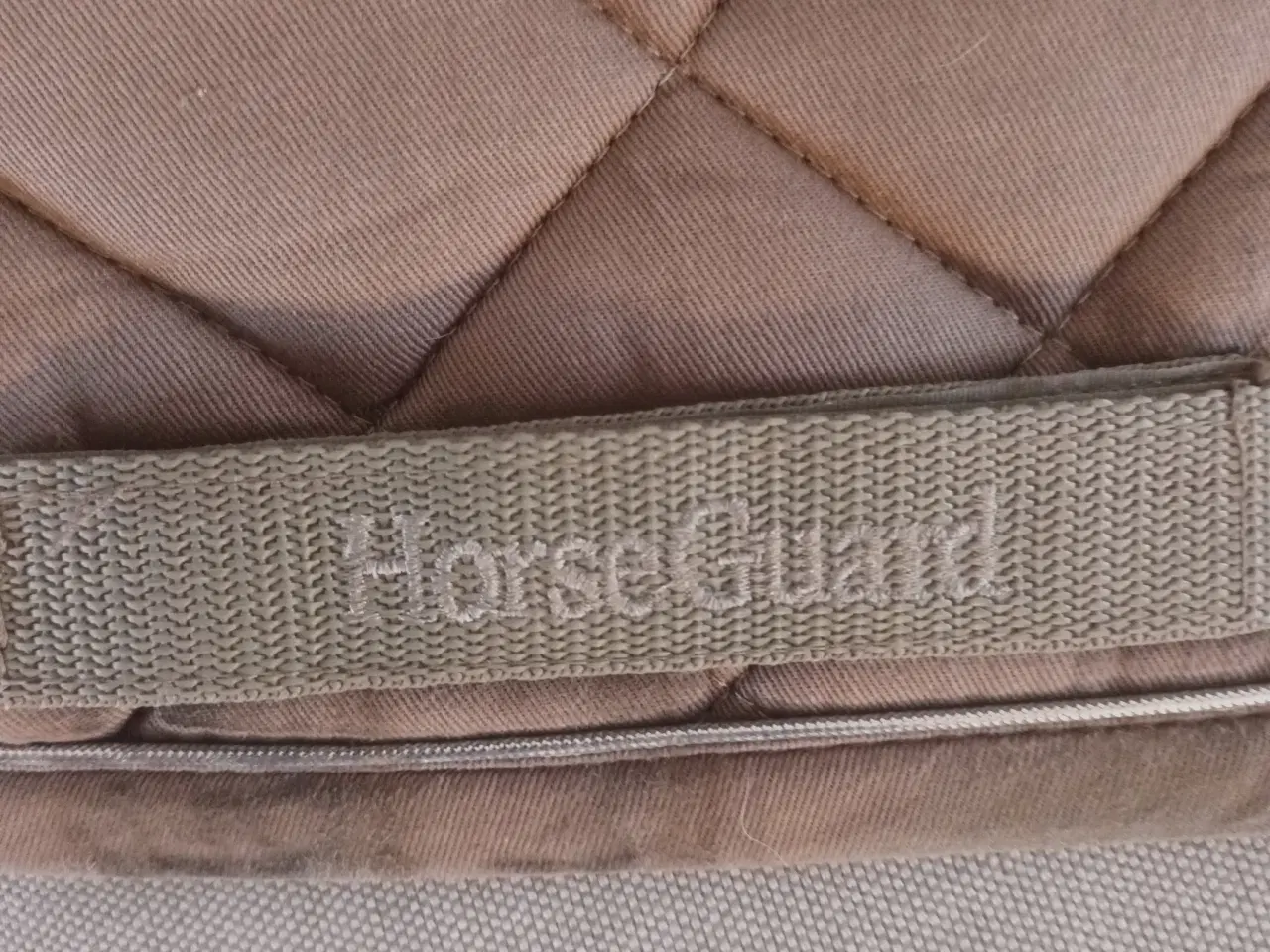 Billede 4 - HorseGuard Pony brun. Næsten nyt.