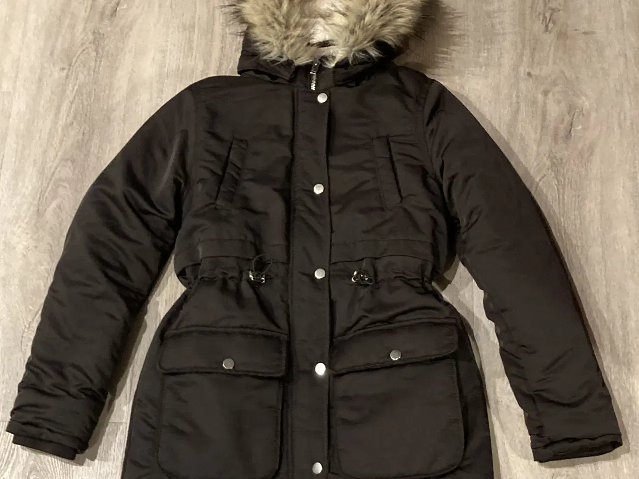 Billede 1 - Ny vinterjakke str. 152